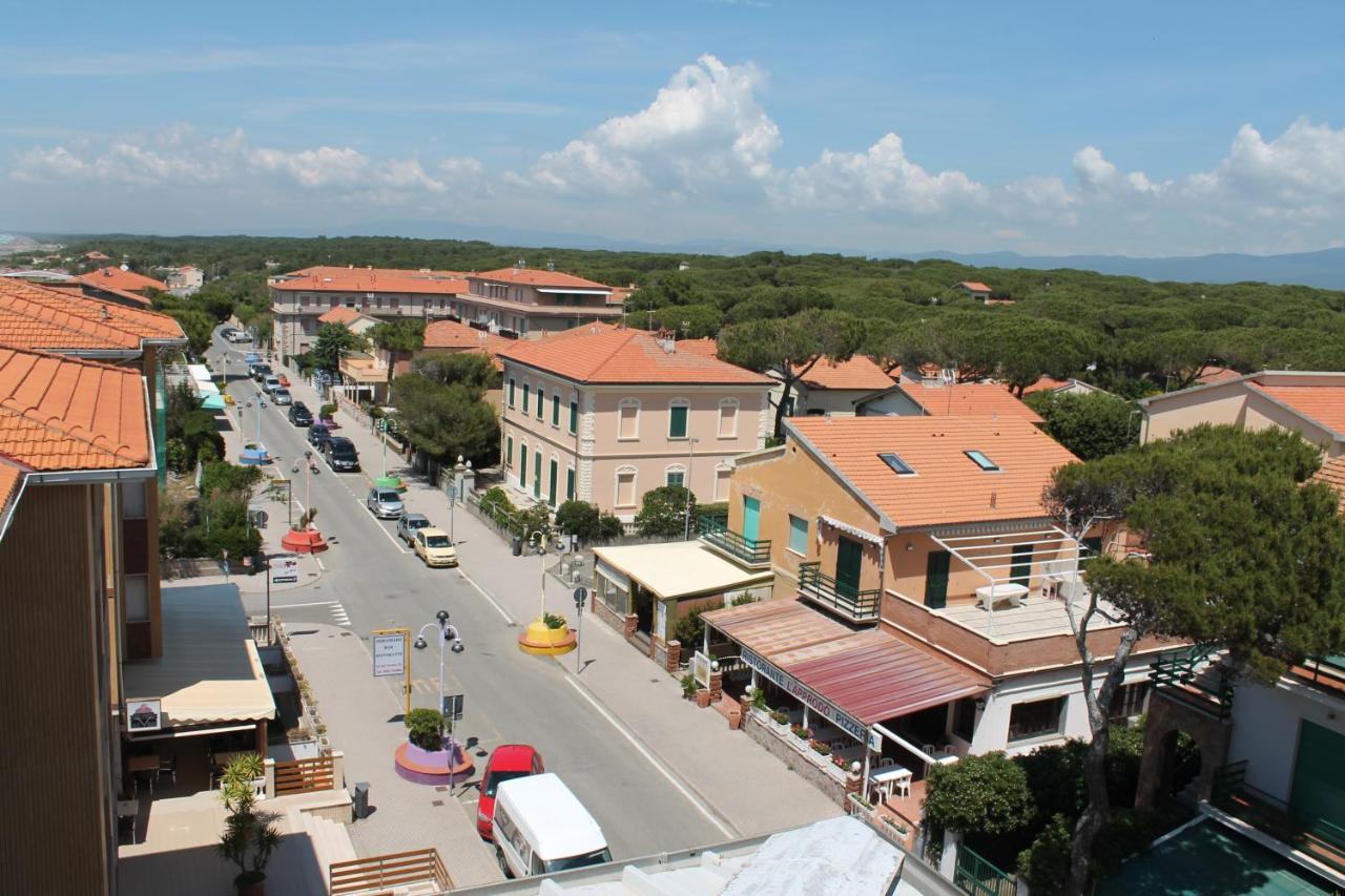 Liberius A Soli 100M Dal Mare Marina di Castagneto Carducci Exterior foto
